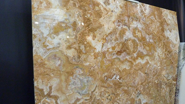 Gialla Detail