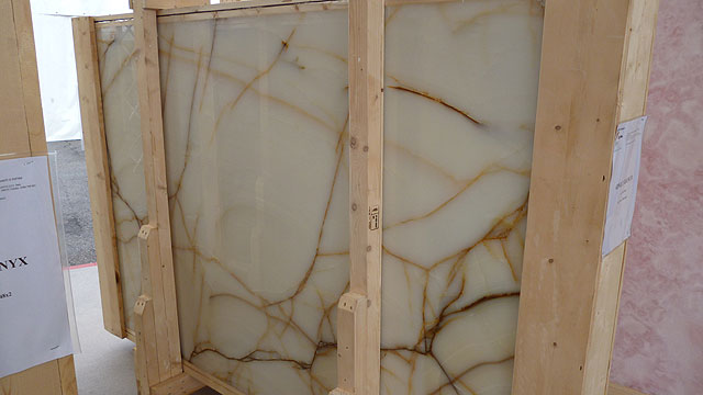 Onyx Bianco