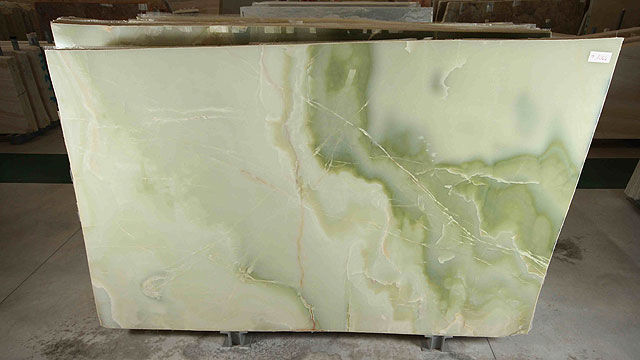 Onyx Jade Light
