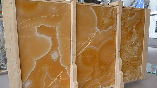 Onyx Miele Extra Avorio