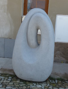 Socha Ovál